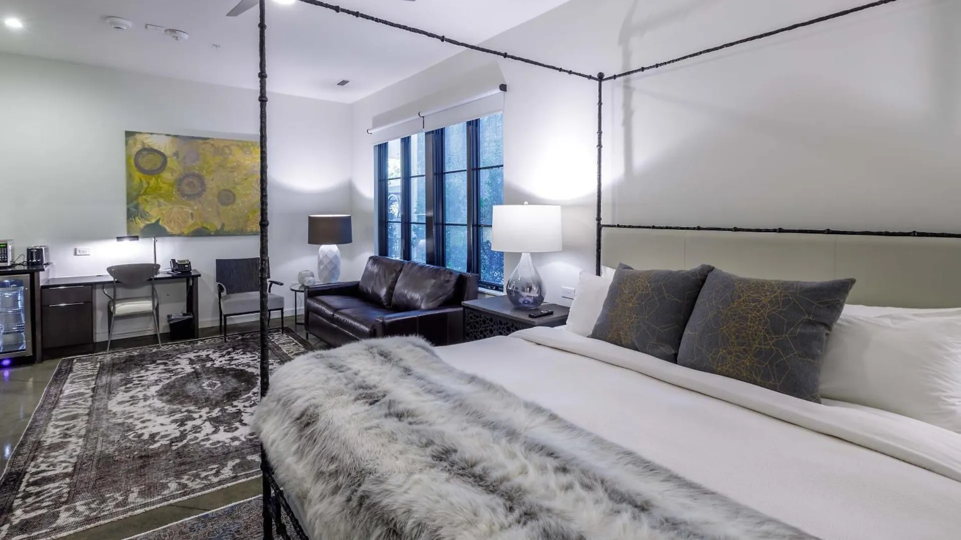 121 Hotel Floor 1 Buyout By Avantstay Entire First Floor Buyout Of 121 Hotel Sleeps 16 Nashville 0*,  USA